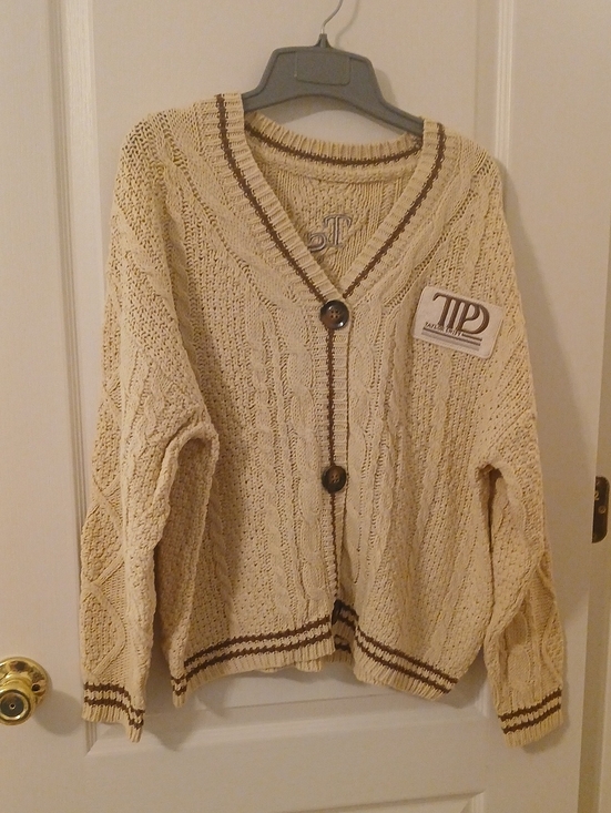 TAYCOOLLA Sweaters - Taylor Swift Ladies Cream Cable Knit Cardigan with Brown Trim & Embroidery.